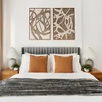 1290-10 New Renovated 2 Bedrooms In Ues