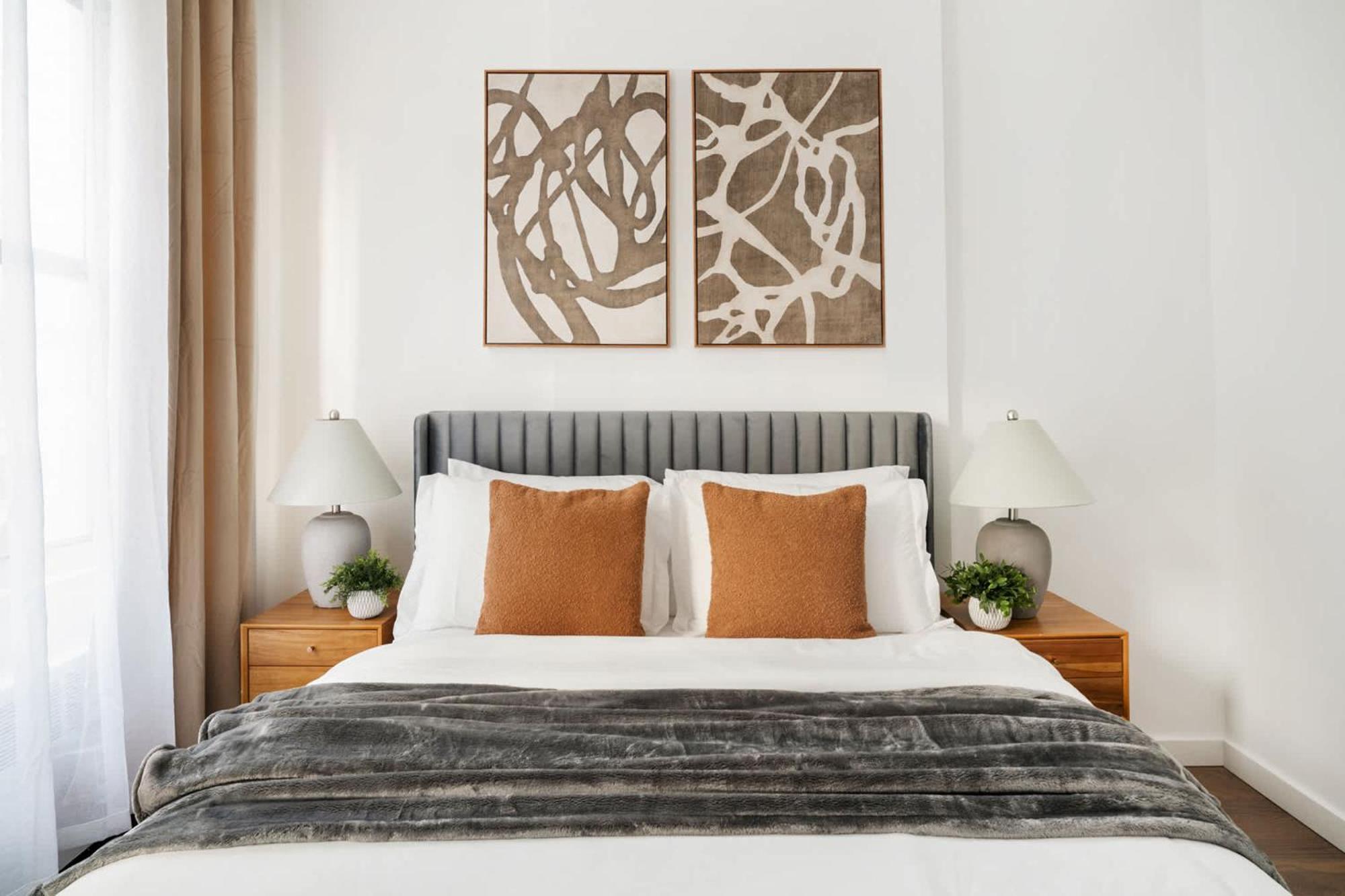 1290-10 New Renovated 2 Bedrooms In Ues Apartment